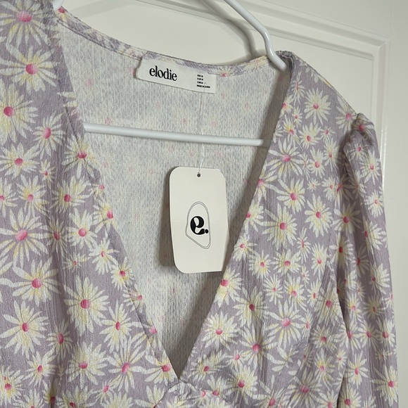 Elodie Lavender Floral Crop Top Size Medium NWT - Picture 2 of 8